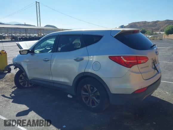 2015 Hyundai Santa Fe with VIN 5XYZT3LB6FG258328, listed as a IAAI auction lot 43419286 with Not provided miles and . Bid and sale history available at DreamBid. Image 3.