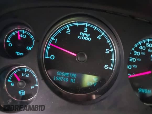2009 Chevrolet Suburban LTZ with VIN 1GNFC36089J105491, listed as a IAAI auction lot 42509904 with 198,740 mi miles and . Bid and sale history available at DreamBid. Image 15.