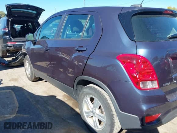 2019 Chevrolet Trax LS with VIN 3GNCJKSBXKL294489, listed as a IAAI auction lot 43301734 with 111,458 mi miles and . Bid and sale history available at DreamBid. Image 15.