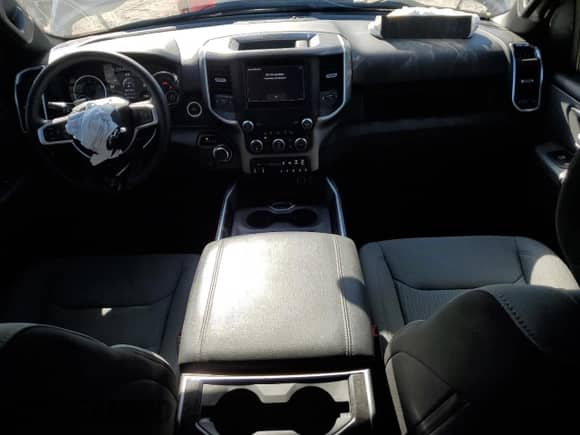 2023 Ram 1500 Lone Star z VIN 1C6RREBT9PN545443, wystawiony jako Copart lot #86347544 z przebiegiem 33 934 mil mil oraz Nie do naprawy • Non repairable. Historia ofert i sprzedaży dostępna na DreamBid. Obrazek 8.