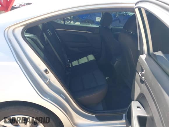 2018 Hyundai Elantra SE с VIN KMHD74LF0JU470331, выставлен на аукционе IAAI как лот 43053157 с пробегом 110 294 миль миль и . История ставок и продаж доступна на DreamBid. Изображение 8.