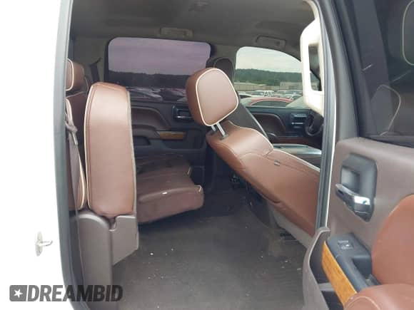 2016 Chevrolet Silverado 2500HD High Country z VIN 1GC1KXE84GF108635, wystawiony jako IAAI lot #42577059 z przebiegiem Nie podano mil oraz . Historia ofert i sprzedaży dostępna na DreamBid. Obrazek 8.