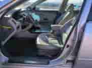 2009 Hyundai Azera GLS z VIN KMHFC46D09A356910, wystawiony jako Copart lot #82407974 z przebiegiem 198 194 mil mil oraz Szkoda całkowita • Salvage title. Historia ofert i sprzedaży dostępna na DreamBid. Obrazek 7.