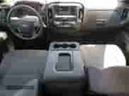 2018 Chevrolet Silverado 1500 LS с VIN 1GCVKNEC6JZ332098, выставлен на аукционе Copart как лот 63050805 с пробегом 160 557 миль миль и Списание • Salvage title. История ставок и продаж доступна на DreamBid. Изображение 8.