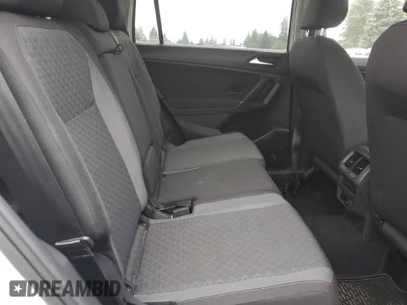2020 Volkswagen Tiguan S с VIN 3VV0B7AX9LM019938, выставлен на аукционе Copart как лот 80056555 с пробегом 96 506 миль миль и Списание • Salvage title. История ставок и продаж доступна на DreamBid. Изображение 11.