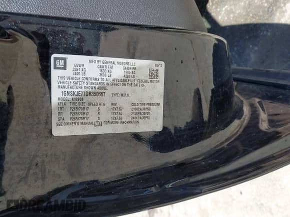 2013 Chevrolet Suburban LT z VIN 1GNSKJE77DR350667, wystawiony jako IAAI lot #42359355 z przebiegiem 208 898 mil mil oraz . Historia ofert i sprzedaży dostępna na DreamBid. Obrazek 9.