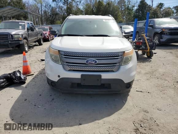 2011 Ford Explorer with VIN 1FMHK8B80BGA54094, listed as a Copart auction lot 48338235 with 153,871 mi miles and Clean title. Bid and sale history available at DreamBid. Image 5.