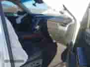 2018 Chevrolet Tahoe Premier z VIN 1GNSKCKJ4JR215136, wystawiony jako IAAI lot #41346562 z przebiegiem 309 077 mil mil oraz . Historia ofert i sprzedaży dostępna na DreamBid. Obrazek 5.