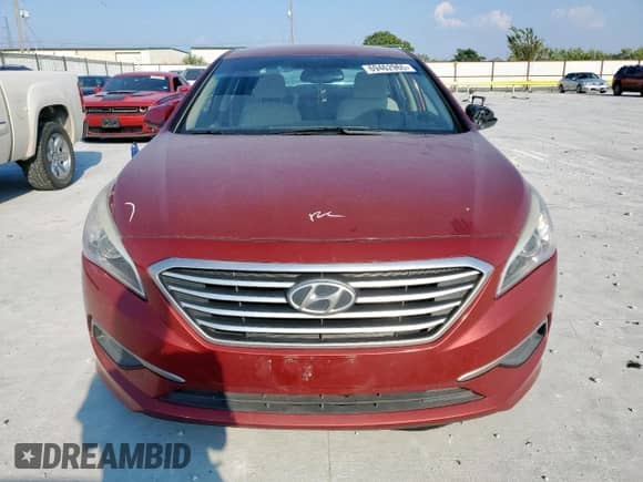 2016 Hyundai Sonata SE z VIN 5NPE24AF1GH334321, wystawiony jako Copart lot #69462965 z przebiegiem 129 464 mil mil oraz Szkoda całkowita • Salvage title. Historia ofert i sprzedaży dostępna na DreamBid. Obrazek 5.