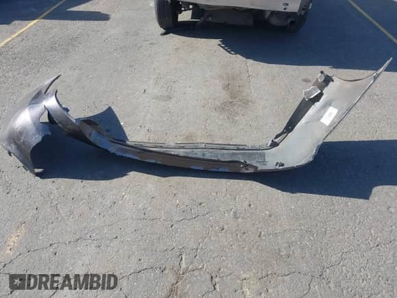 2016 Toyota Camry XLE с VIN 4T1BF1FK7GU194322, выставлен на аукционе IAAI как лот 42200640 с пробегом 109 849 миль миль и . История ставок и продаж доступна на DreamBid. Изображение 12.