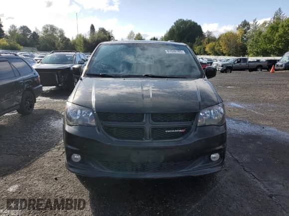 2019 Dodge Grand Caravan GT с VIN 2C4RDGEG0KR725455, выставлен на аукционе Copart как лот 81530185 с пробегом 97 798 миль миль и Списание • Salvage title. История ставок и продаж доступна на DreamBid. Изображение 5.