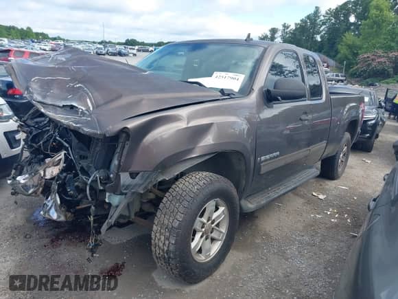 2007 GMC Sierra 1500 SLE2 with VIN 1GTEK19017Z519184, listed as a IAAI auction lot 42517904 with 189,008 mi miles and . Bid and sale history available at DreamBid. Image 17.