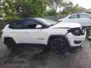 2021 Jeep Compass Altitude с VIN 3C4NJCBB8MT567729, выставлен на аукционе IAAI как лот 43413429 с пробегом 38 247 миль миль и . История ставок и продаж доступна на DreamBid. Изображение 13.