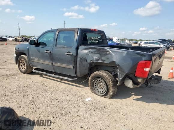 2012 Chevrolet Silverado 1500 LS z VIN 3GCPCREA1CG248592, wystawiony jako Copart lot #71743905 z przebiegiem 220 764 mil mil oraz Szkoda całkowita • Salvage title. Historia ofert i sprzedaży dostępna na DreamBid. Obrazek 2.