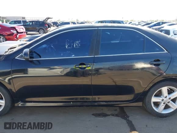 2012 Toyota Camry L z VIN 4T1BF1FK4CU043707, wystawiony jako IAAI lot #43335350 z przebiegiem 137 242 mil mil oraz . Historia ofert i sprzedaży dostępna na DreamBid. Obrazek 14.