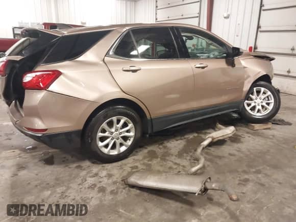 2019 Chevrolet Equinox LT z VIN 2GNAXTEV3K6137229, wystawiony jako IAAI lot #43252422 z przebiegiem 151 840 mil mil oraz . Historia ofert i sprzedaży dostępna na DreamBid. Obrazek 13.