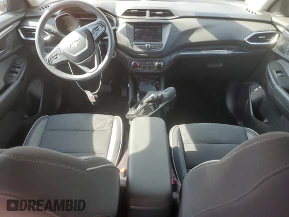 2022 Chevrolet TrailBlazer LT с VIN KL79MRSL6NB026487, выставлен на аукционе Copart как лот 81150555 с пробегом 39 577 миль миль и Списание • Salvage title. История ставок и продаж доступна на DreamBid. Изображение 8.