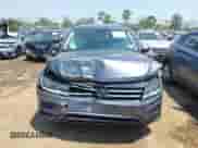 2019 Volkswagen Tiguan S z VIN 3VV1B7AX9KM145963, wystawiony jako IAAI lot #42473176 z przebiegiem 63 141 mil mil oraz . Historia ofert i sprzedaży dostępna na DreamBid. Obrazek 12.