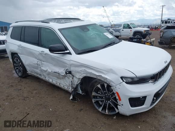 2021 Jeep Grand Cherokee Overland with VIN 1C4RJKDG5M8138258, listed as a IAAI auction lot 42780717 with 40,861 mi miles and . Bid and sale history available at DreamBid. Image 1.