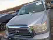 2007 Toyota Tundra Limited z VIN 5TBEV58137S469181, wystawiony jako IAAI lot #41386726 z przebiegiem 249 642 mil mil oraz . Historia ofert i sprzedaży dostępna na DreamBid. Obrazek 12.