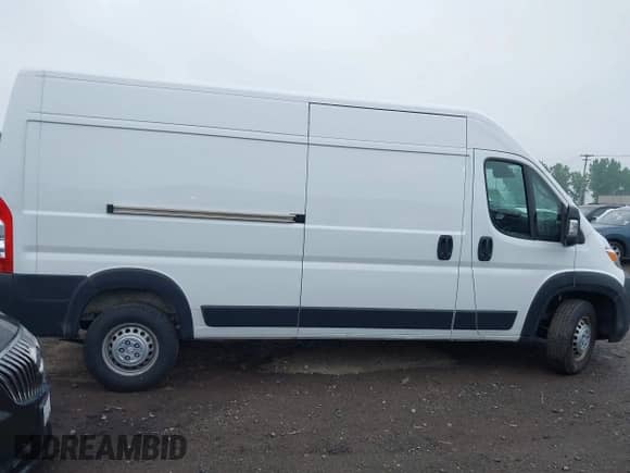 2025 Ram ProMaster Cargo Tradesman с VIN 3C6LRVDG9SE513966, выставлен на аукционе IAAI как лот 42427460 с пробегом 37 397 миль миль и . История ставок и продаж доступна на DreamBid. Изображение 13.