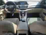 2014 Honda Accord Touring z VIN 1HGCR6F74EA000130, wystawiony jako Copart lot #63990585 z przebiegiem 62 688 mil mil oraz Szkoda całkowita • Salvage title. Historia ofert i sprzedaży dostępna na DreamBid. Obrazek 8.