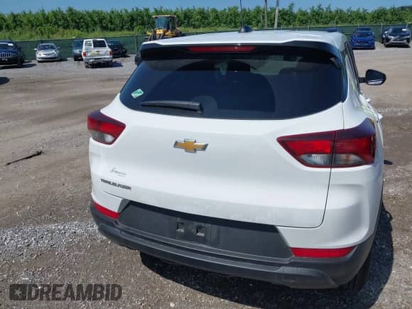 2025 Chevrolet TrailBlazer LS с VIN KL79MMSP2SB016234, выставлен на аукционе IAAI как лот 42560818 с пробегом 33 104 миль миль и . История ставок и продаж доступна на DreamBid. Изображение 16.