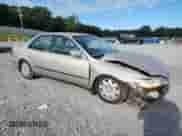 1998 Honda Accord LX z VIN 1HGCG5645WA196909, wystawiony jako Copart lot #80291005 z przebiegiem Nie podano mil oraz Szkoda całkowita • Salvage title. Historia ofert i sprzedaży dostępna na DreamBid. Obrazek 4.
