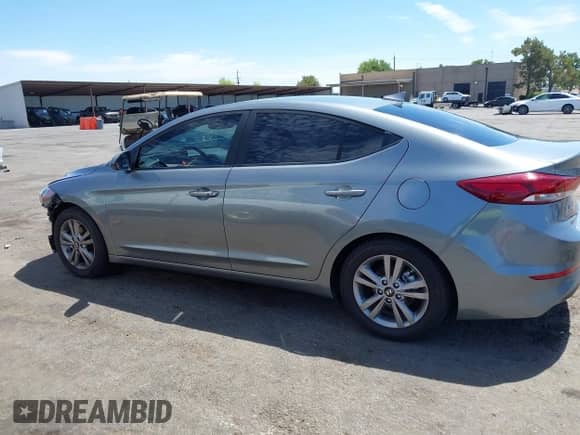 2018 Hyundai Elantra Limited z VIN KMHD84LF8JU473488, wystawiony jako IAAI lot #42996236 z przebiegiem 69 157 mil mil oraz . Historia ofert i sprzedaży dostępna na DreamBid. Obrazek 15.