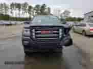 2017 GMC Sierra 1500 SLE z VIN 1GTR1MECXHZ338866, wystawiony jako Copart lot #77050163 z przebiegiem 51 798 mil mil oraz Czysty tytuł • Clean title. Historia ofert i sprzedaży dostępna na DreamBid. Obrazek 5.