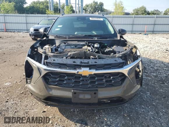 2024 Chevrolet Trax LT с VIN KL77LHE20RC106097, выставлен на аукционе Copart как лот 68244835 с пробегом 62 651 миль миль и Списание • Salvage title. История ставок и продаж доступна на DreamBid. Изображение 5.