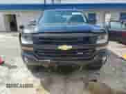 2018 Chevrolet Silverado 1500 LT z VIN 3GCUKREC4JG480415, wystawiony jako Copart lot #50585445 z przebiegiem 87 644 mil mil oraz Szkoda całkowita • Salvage title. Historia ofert i sprzedaży dostępna na DreamBid. Obrazek 5.