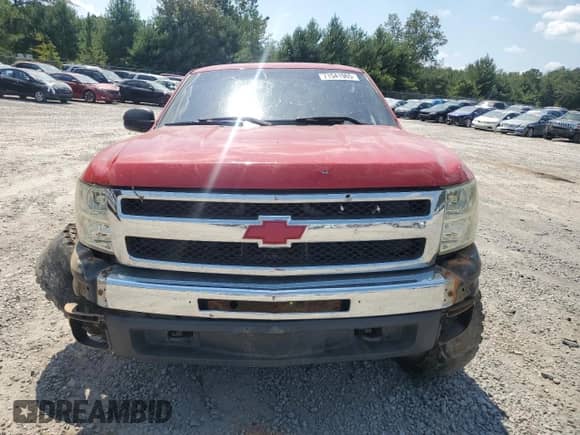 2009 Chevrolet Silverado 1500 LT z VIN 1GCEC29J69Z260156, wystawiony jako Copart lot #71541965 z przebiegiem 164 176 mil mil oraz Szkoda całkowita • Salvage title. Historia ofert i sprzedaży dostępna na DreamBid. Obrazek 5.