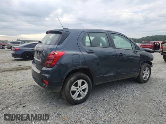 2021 Chevrolet Trax LS с VIN KL7CJNSB1MB330081, выставлен на аукционе Copart как лот 71111355 с пробегом Не указан миль и Чистый • Clean title. История ставок и продаж доступна на DreamBid. Изображение 3.