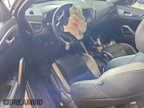 2016 Hyundai Veloster Turbo с VIN KMHTC6AE0GU276257, выставлен на аукционе Copart как лот 80464335 с пробегом 77 169 миль миль и На запчасти • Non repairable. История ставок и продаж доступна на DreamBid. Изображение 8.