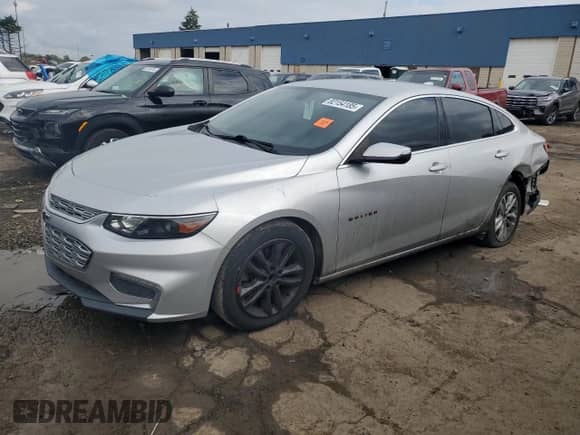 2017 Chevrolet Malibu LT with VIN 1G1ZE5ST4HF180131, listed as a Copart auction lot 82154185 with 124,810 mi miles and Clean title. Bid and sale history available at DreamBid. Image 1.