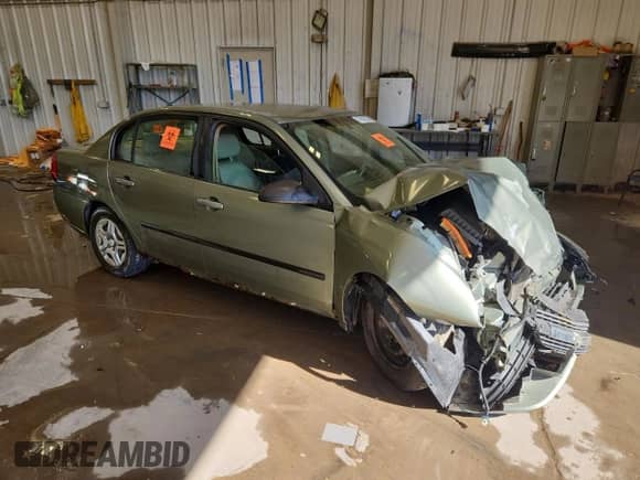 2005 Chevrolet Malibu с VIN 1G1ZS52F95F256652, выставлен на аукционе Copart как лот 70592395 с пробегом Не указан миль и На запчасти • Non repairable. История ставок и продаж доступна на DreamBid. Изображение 4.