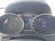 2013 Hyundai Veloster w/Black Int z VIN KMHTC6AD8DU085270, wystawiony jako IAAI lot #43240226 z przebiegiem 119 444 mil mil oraz . Historia ofert i sprzedaży dostępna na DreamBid. Obrazek 7.