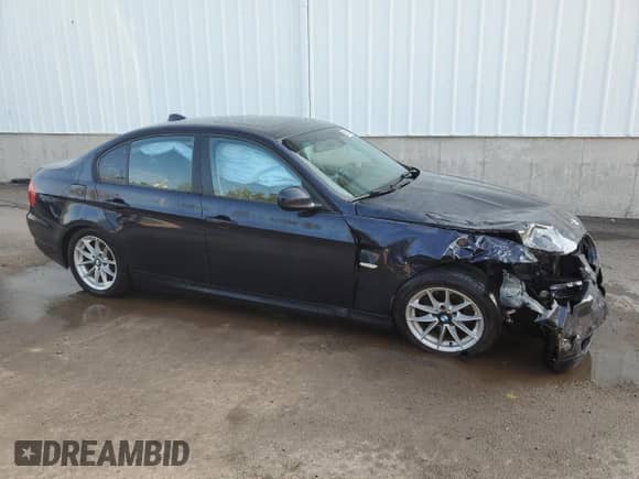 2010 BMW 3 Series 323i с VIN WBAPG7C5XAA794413, выставлен на аукционе Copart как лот 80821145 с пробегом 259 630 миль миль и Списание • Salvage title. История ставок и продаж доступна на DreamBid. Изображение 4.