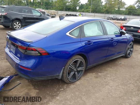 2024 Honda Accord Sport with VIN 1HGCY2F55RA070235, listed as a IAAI auction lot 43158254 with 9,606 mi miles and . Bid and sale history available at DreamBid. Image 4.