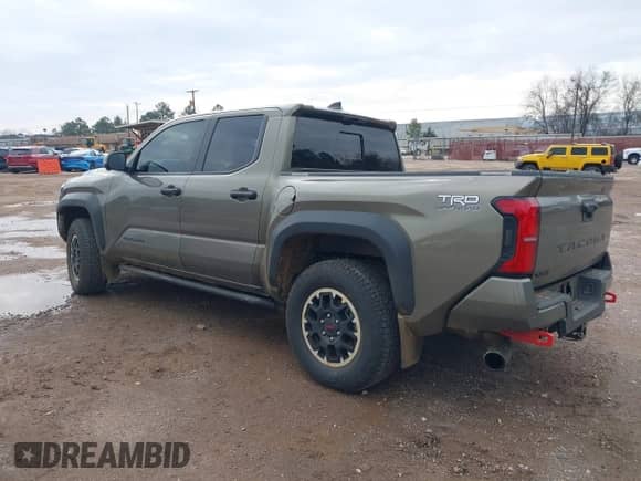 2024 Toyota Tacoma SR5 with VIN 3TMLB5JN2RM044896, listed as a IAAI auction lot 41575173 with 4,293 mi miles and . Bid and sale history available at DreamBid. Image 3.