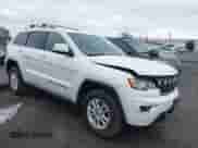 2020 Jeep Grand Cherokee Altitude z VIN 1C4RJFAG8LC207774, wystawiony jako IAAI lot #42869515 z przebiegiem 36 455 mil mil oraz . Historia ofert i sprzedaży dostępna na DreamBid. Obrazek 1.