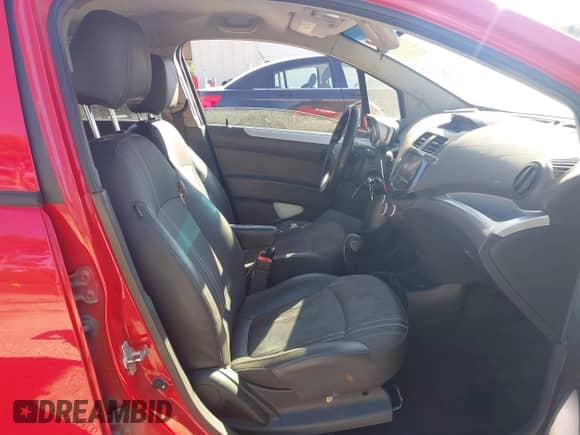 2014 Chevrolet Spark LT с VIN KL8CD6S91EC490155, выставлен на аукционе IAAI как лот 43464316 с пробегом 263 990 миль миль и . История ставок и продаж доступна на DreamBid. Изображение 5.