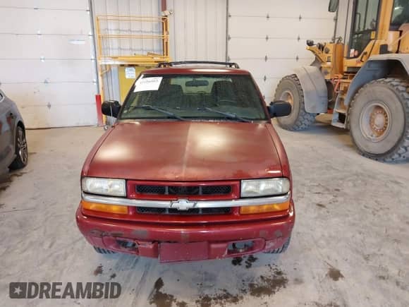 2003 Chevrolet Blazer LS с VIN 1GNDT13X03K175789, выставлен на аукционе IAAI как лот 42166503 с пробегом 302 661 миль миль и . История ставок и продаж доступна на DreamBid. Изображение 6.