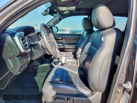 2021 Toyota Tacoma Limited with VIN 3TMGZ5AN8MM403755, listed as a Copart auction lot 57264765 with 66,533 mi miles and Clean title. Bid and sale history available at DreamBid. Image 7.