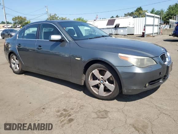 2006 BMW 5 Series 530xi with VIN WBANF73506CG66562, listed as a Copart auction lot 65164045 with 227,654 mi miles and Salvage title. Bid and sale history available at DreamBid. Image 4.