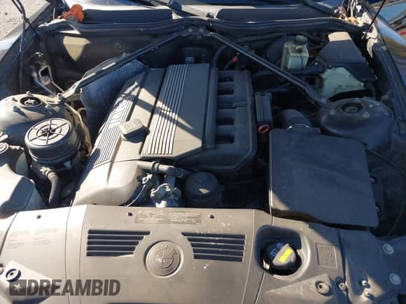 2004 BMW Z4 2.5i с VIN 4USBT33554LS52477, выставлен на аукционе IAAI как лот 41120153 с пробегом 125 585 миль миль и . История ставок и продаж доступна на DreamBid. Изображение 10.