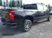 2020 Chevrolet Silverado 1500 Custom Trail Boss z VIN 1GCPYCEF5LZ368941, wystawiony jako IAAI lot #43214611 z przebiegiem 73 653 mil mil oraz . Historia ofert i sprzedaży dostępna na DreamBid. Obrazek 4.