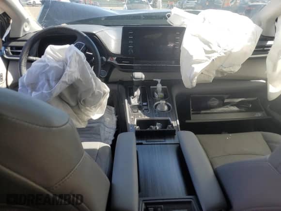 2023 Toyota Sienna Limited с VIN 5TDZSKFC1PS106060, выставлен на аукционе Copart как лот 54187105 с пробегом 17 341 миль миль и Списание • Salvage title. История ставок и продаж доступна на DreamBid. Изображение 8.