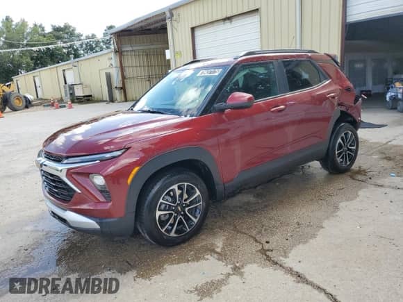 2025 Chevrolet TrailBlazer LT with VIN KL79MPSP0SB153075, listed as a Copart auction lot 70437175 with 12,153 mi miles and Salvage title. Bid and sale history available at DreamBid. Image 1.
